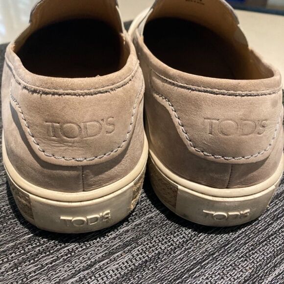 Tod’s Men’s suede slipons - Picture 6 of 9